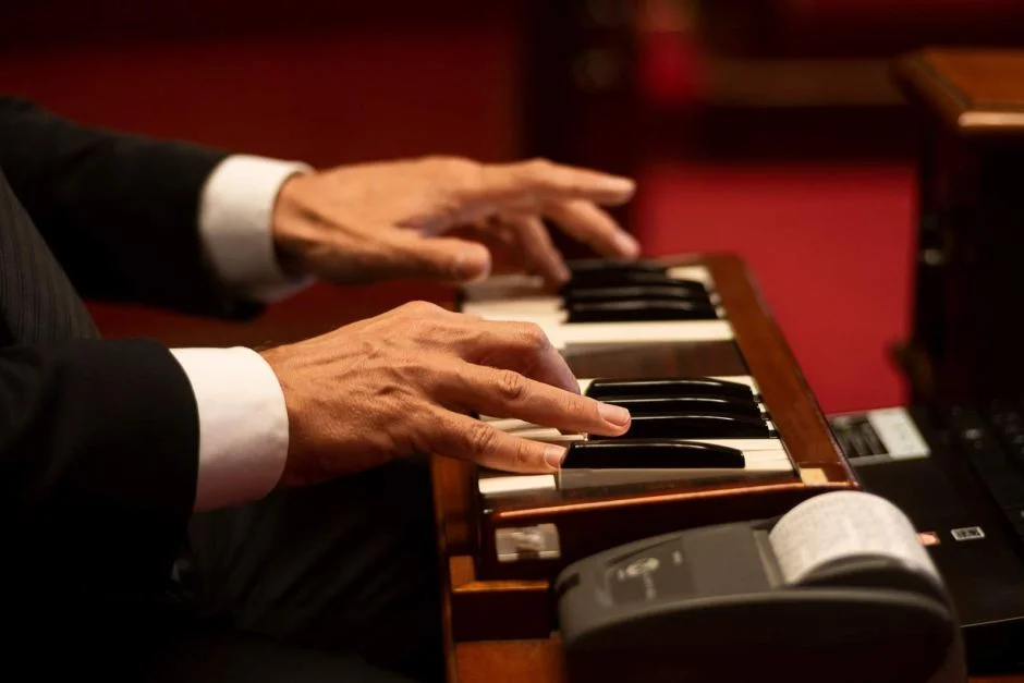 Angelica Mesiti ASSEMBLY, 2019