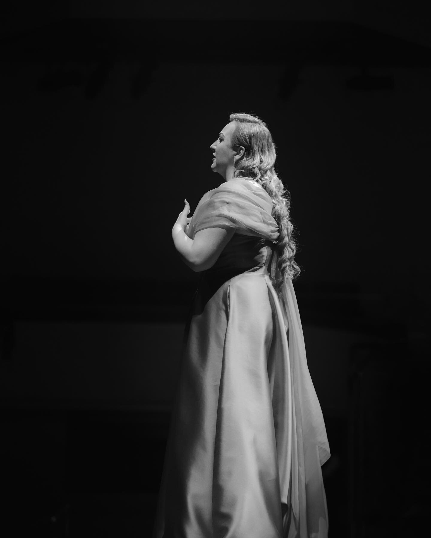 While my love affair with B&amp;W continues, @rebeccacassidy_soprano&rsquo;s spectacular red dress was pretty breathtaking at @operaqueensland&rsquo;s Verdi this past weekend. Swipe to see it in its full colour glory.