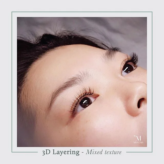 Kami menggunakan &ldquo;mixed texture&rdquo; pada 3d layering untuk memberikan dimensi pada bulumata sehingga lebih terlihat berdimensi.
.
3d Layering
Japan Eyelash Extension

Tetap terlihat natural dengan efek seperti memakai eyeliner.
.
products fr