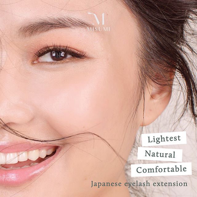 The most natural Japanese eyelash extension in Jakarta. Lightweight. Comfortable. Natural. Gonna feel just like your real lash. We promise.

We understand lashes. We are here to provide an experience. We are here to help you be YOU. Without makeup, n