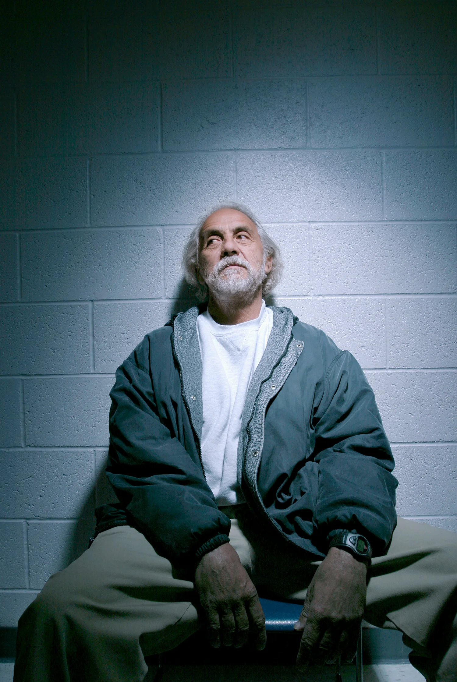 tommy chong, comedian, in the taft federal correctional institution