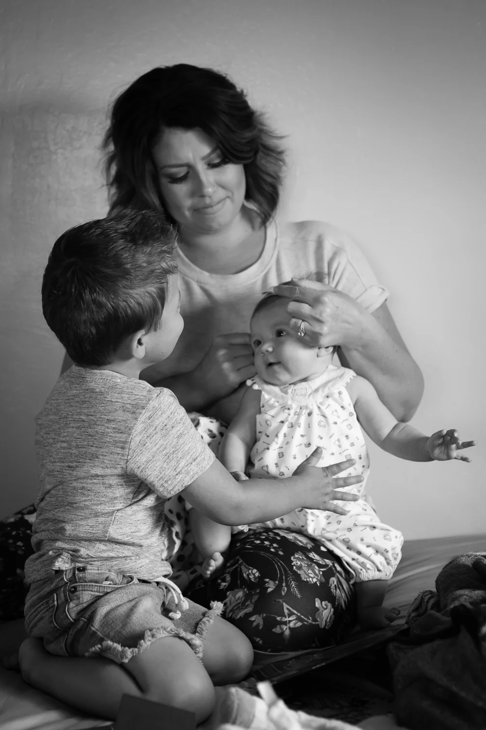 Tonya Edwards | Oroville Photographer | mother caring for her daughter and son at home