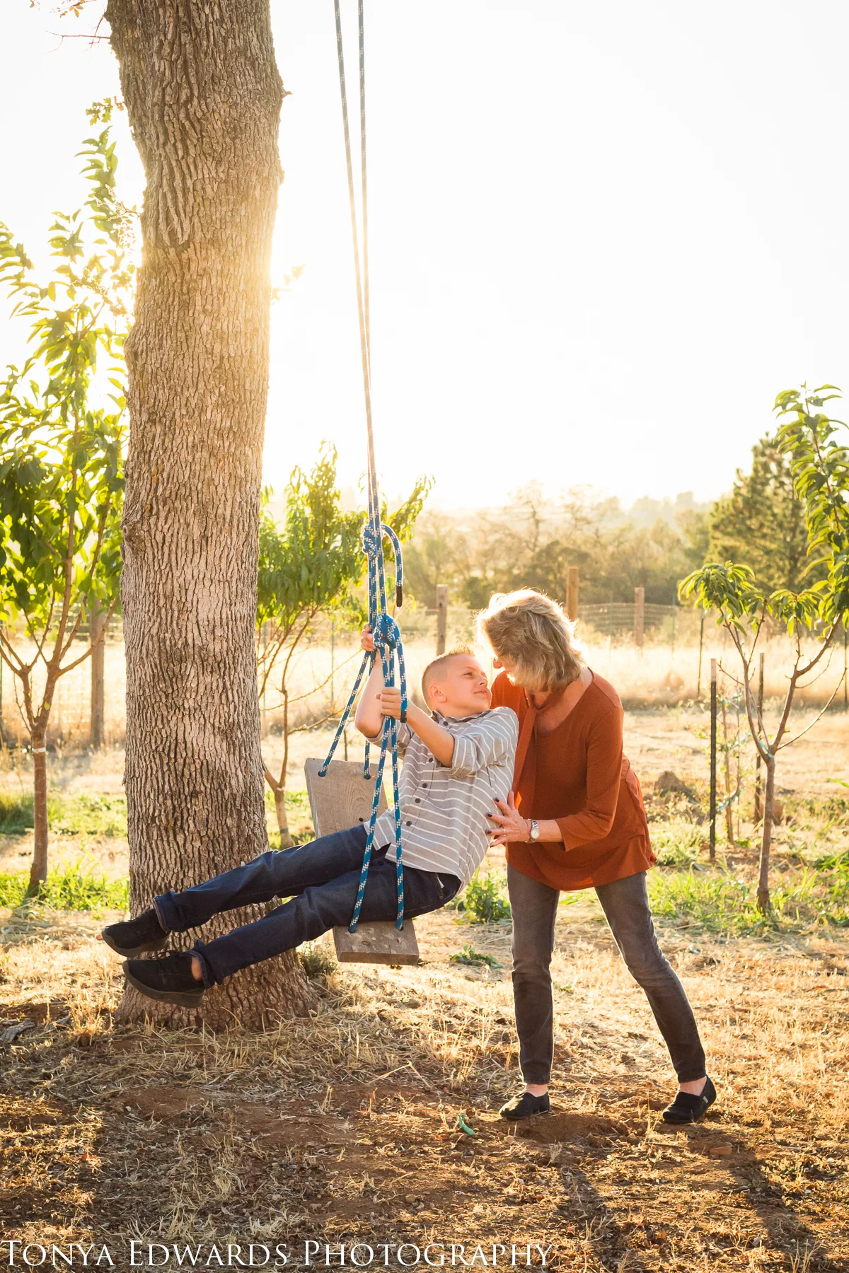 Tonya Edwards | Oroville Photographer