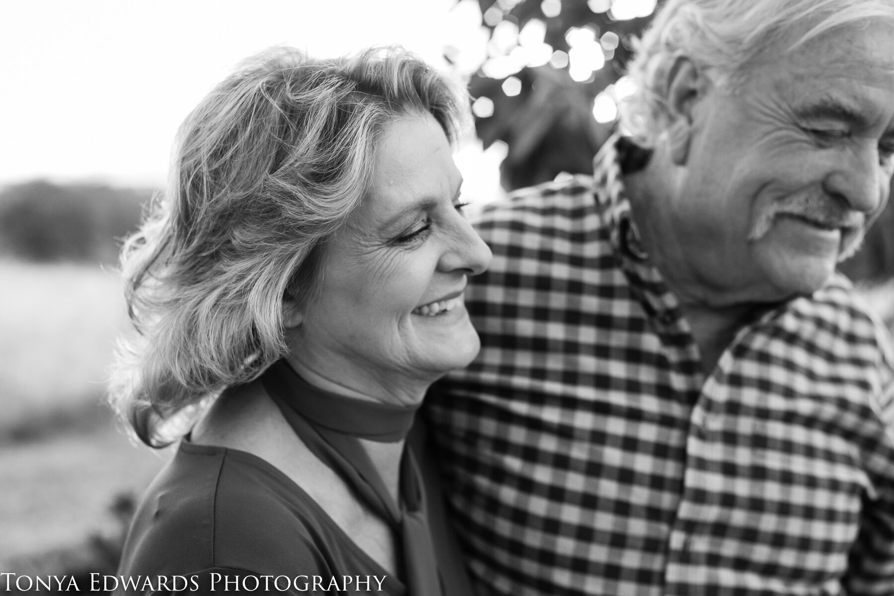 Tonya Edwards | Oroville Photographer | extended family photography