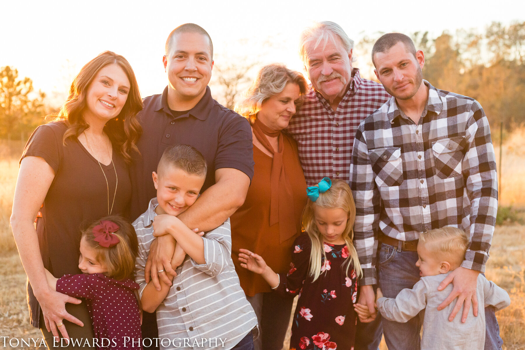 Tonya Edwards | Oroville Family Photographer | extended family photography