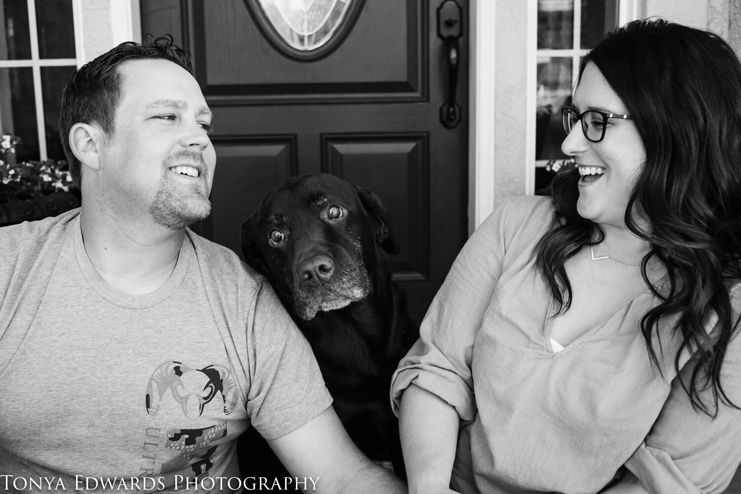 Tonya Edwards | Oroville Photographer | in-home lifestyle family session with pets