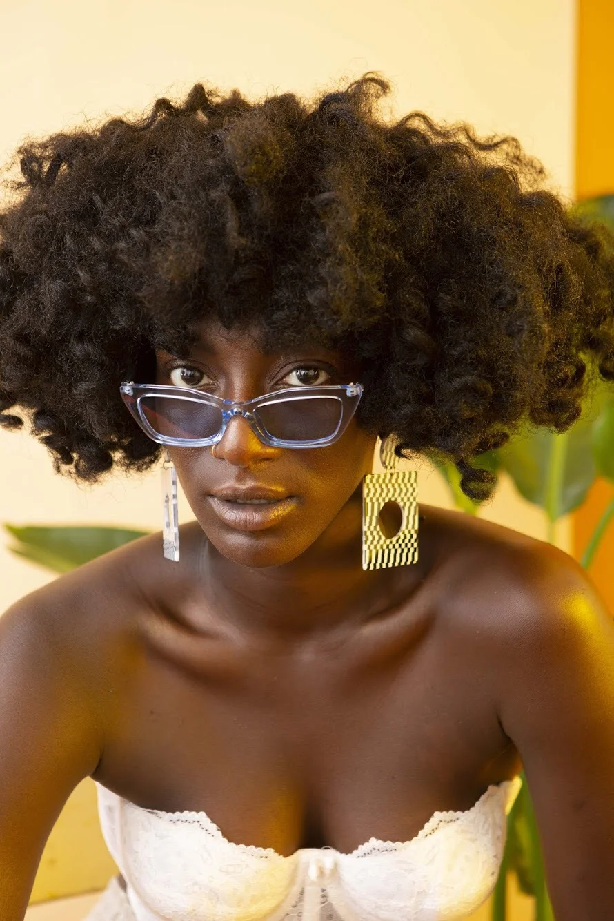  The Look Authority Accessory Shop  Makeup: Yvette Oduro  Stylist: Sal Yvat (salsogroovy.co)  Photographer: Alexus McLane (www.alexusmclanephoto.com)  Model: Abena Boamah (www.hanahanabeauty.com) 