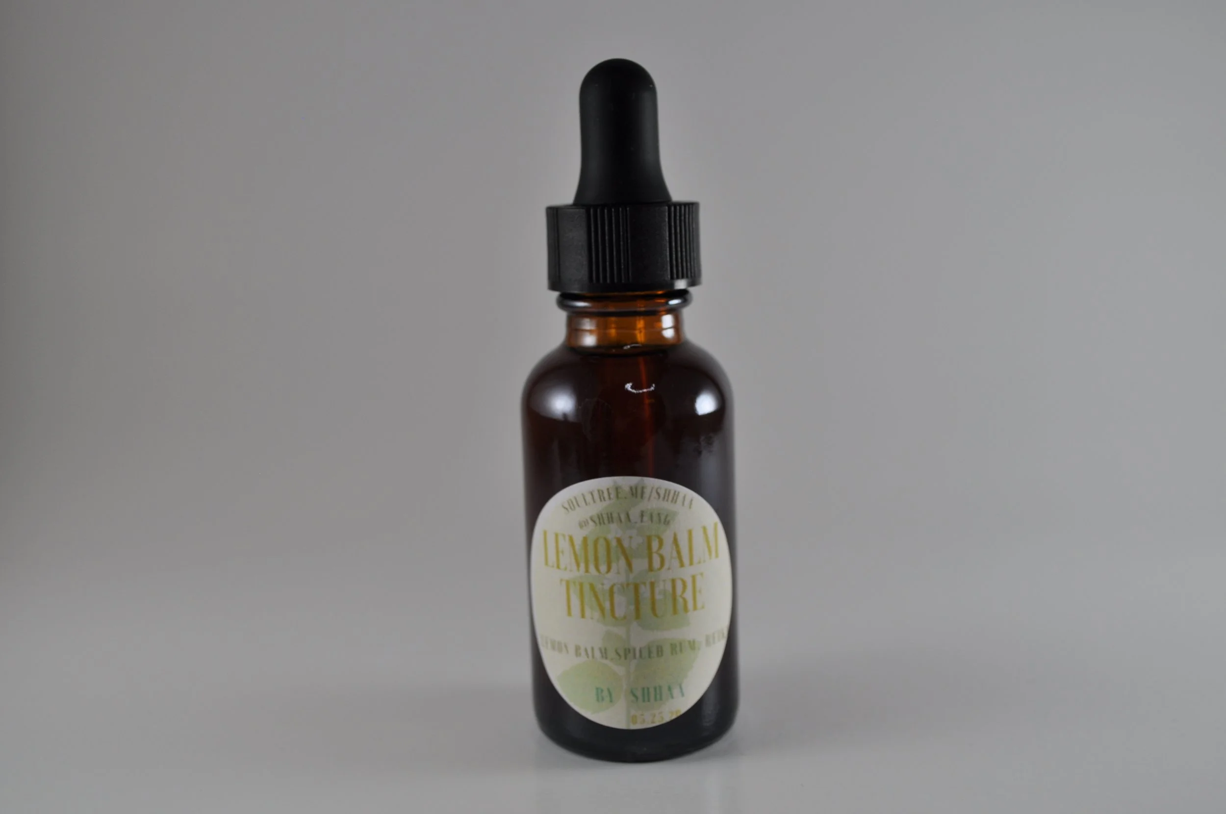 Lemon Balm Tincture 2.JPG
