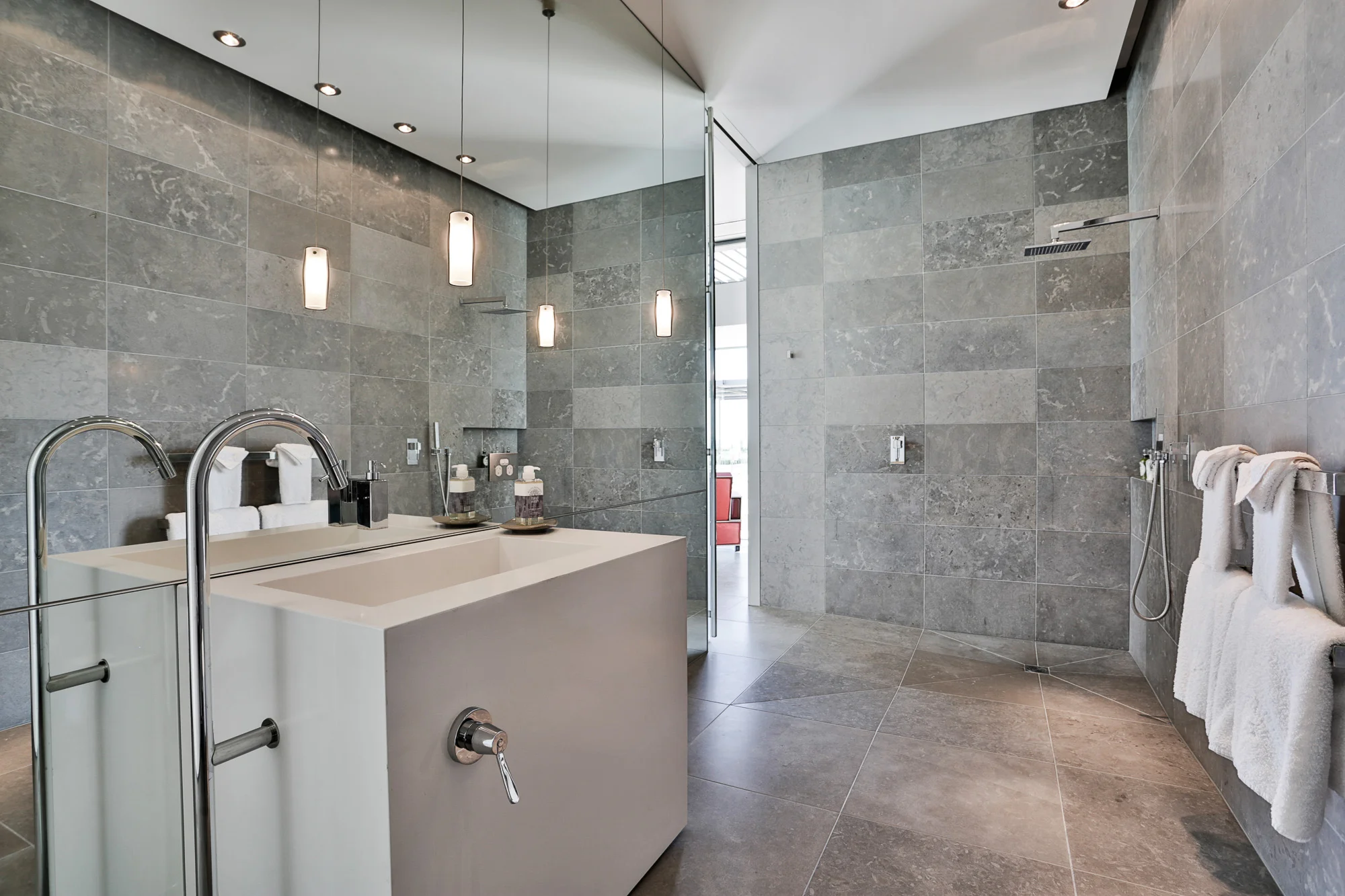 Elephant Hill Guest Suite 1 -Ensuite