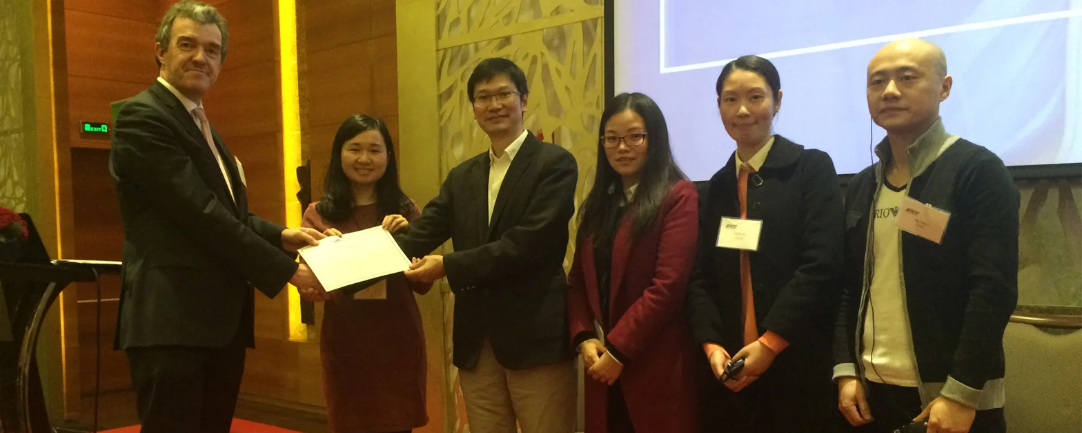 tedvanderput with people.jpg