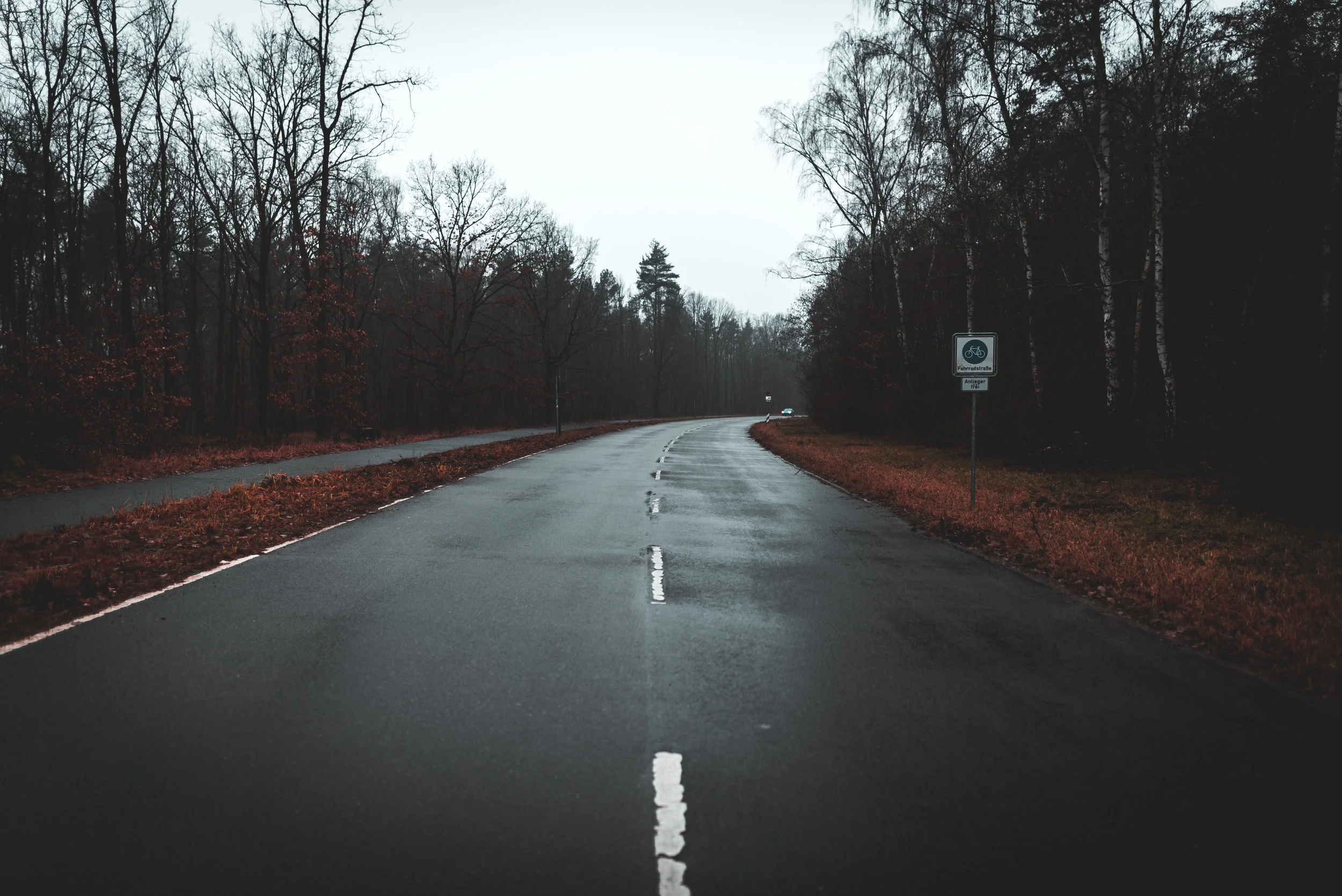 road to teufelsberg.