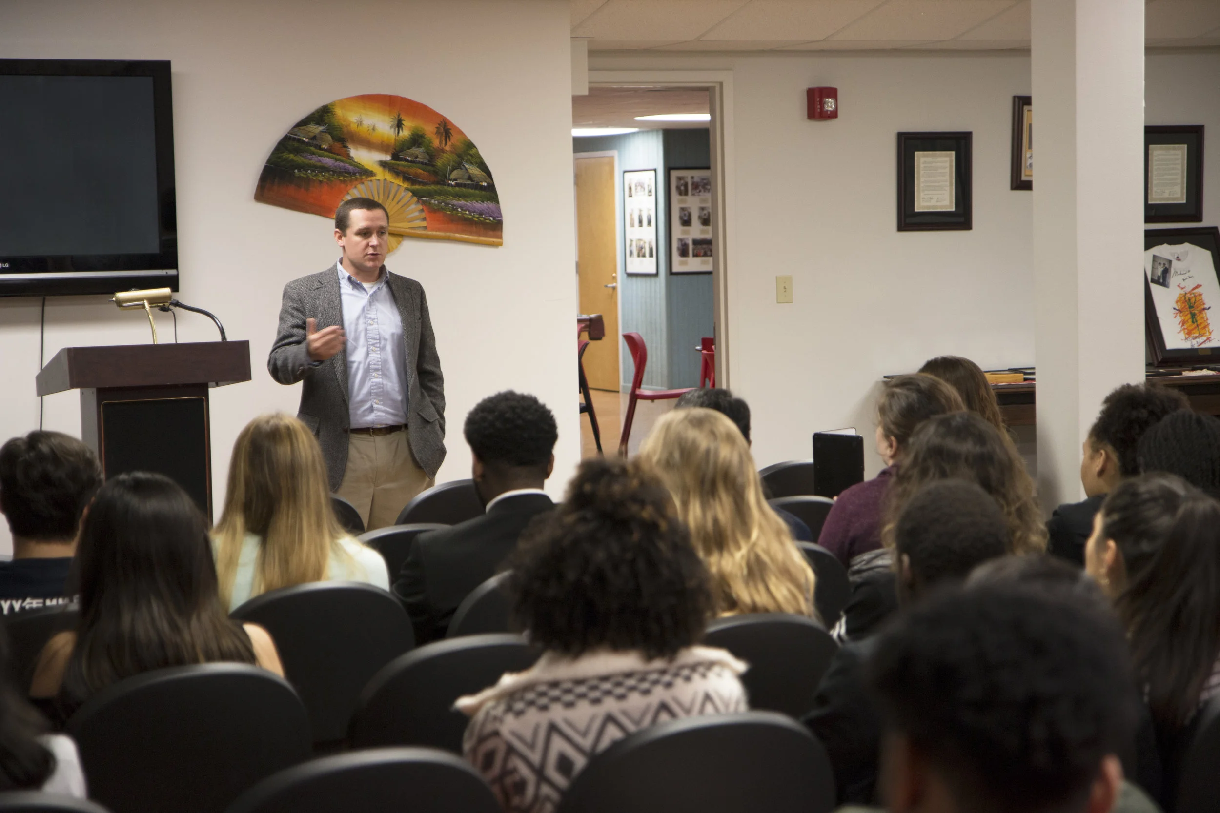 Speaking on leadership at the Jacksonville State University International House: around 30 students representing over 20 different countries, all in one room!