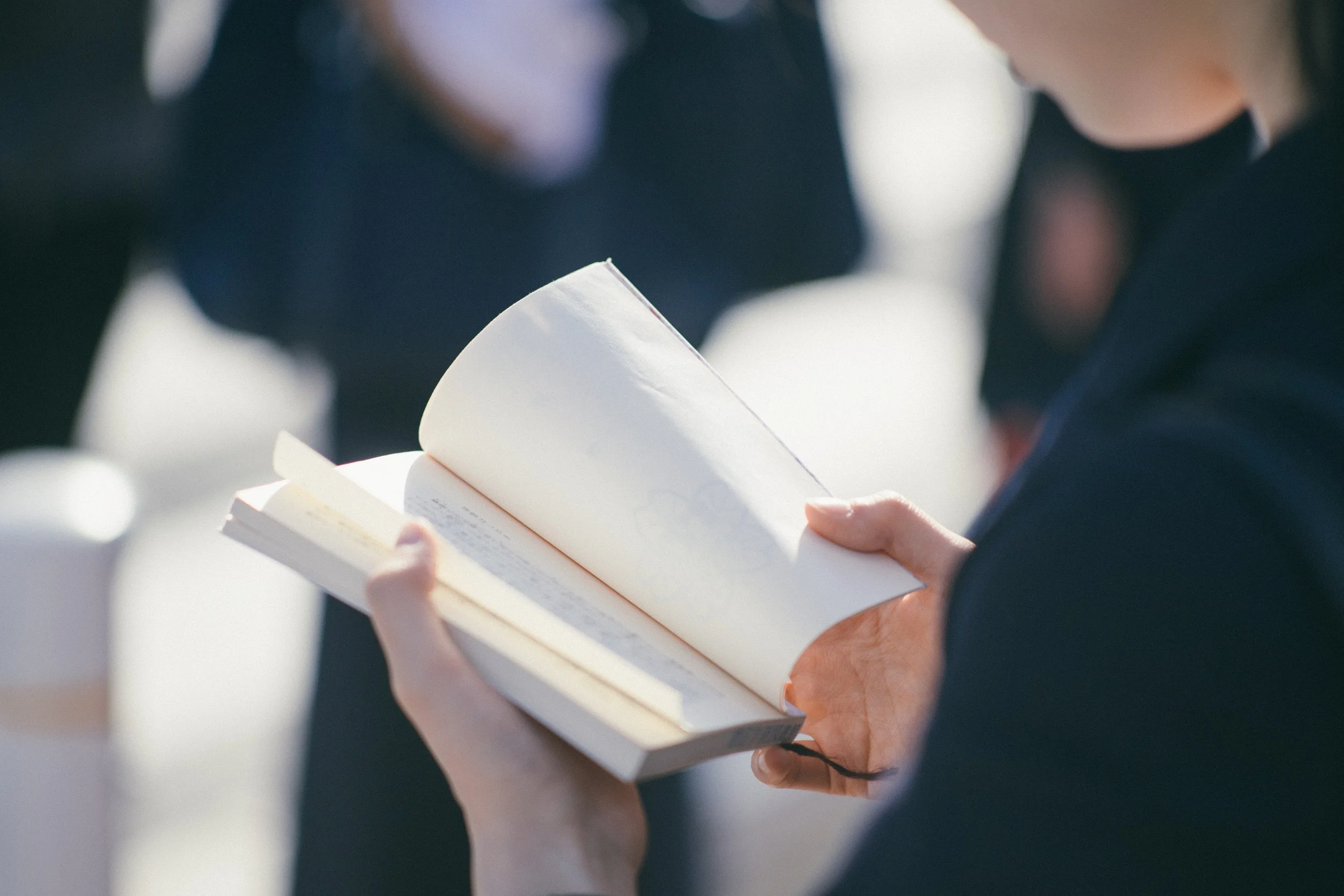 Nous partageons avec la communauté torontoise l'amour des livres et du français, depuis 27 ans.