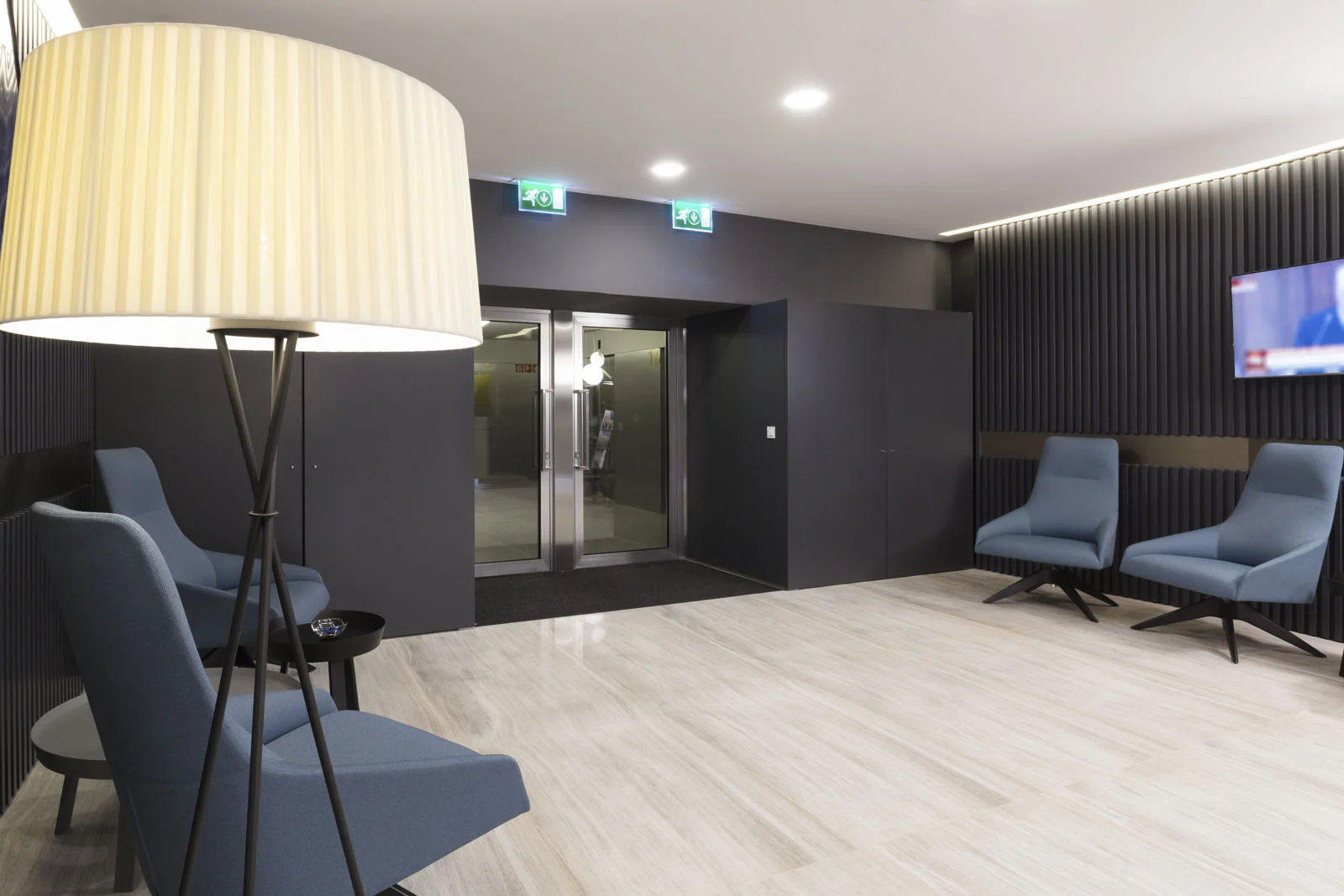 Poltronas Alya na recepção da KPMG no Porto