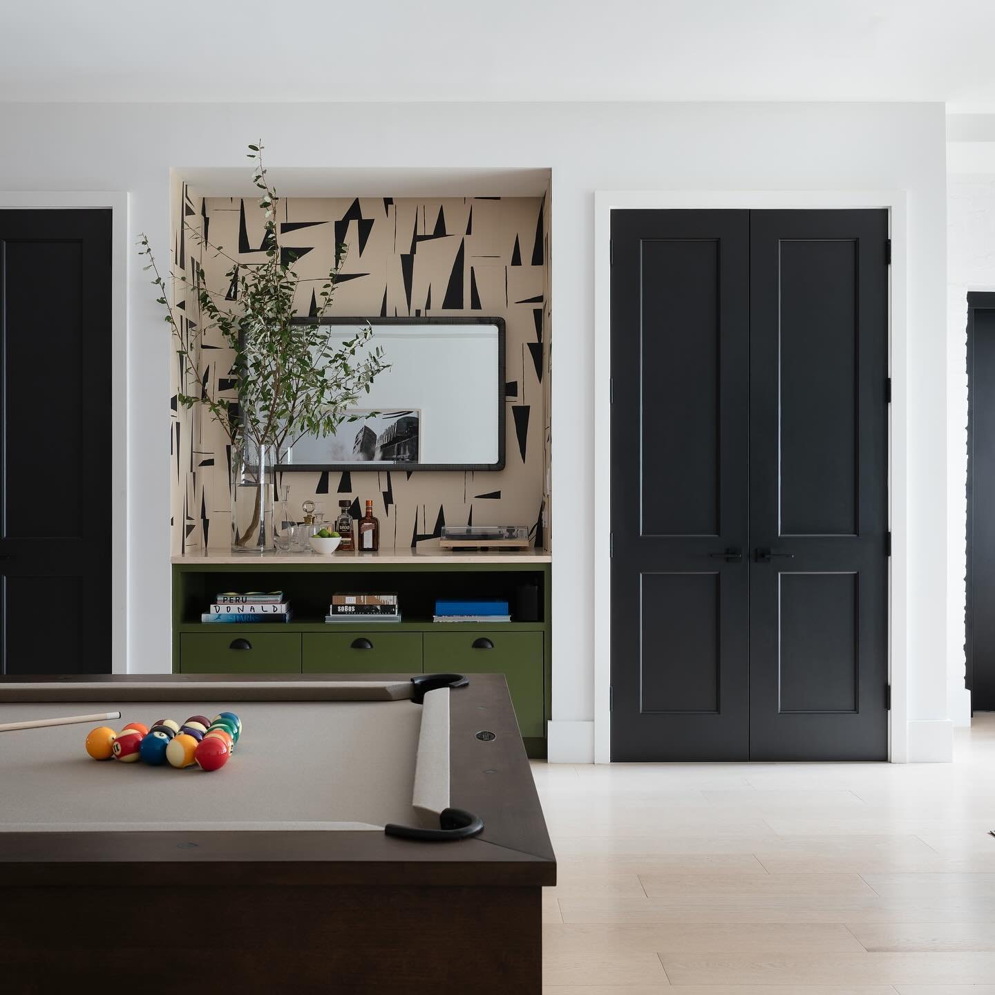 Cue up. Billiards table at our Chelsea Loft project. 

Thank you @designmilk for the thoughtful feature on our Chelsea Loft project.  Following an extensive renovation this former artists&rsquo; loft blends style and function with a focus on fun and 