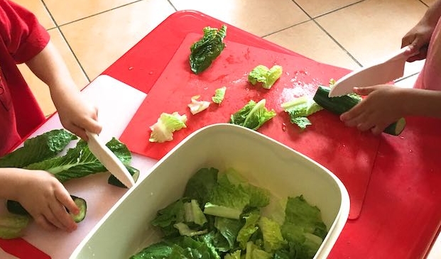cutting veg.jpg