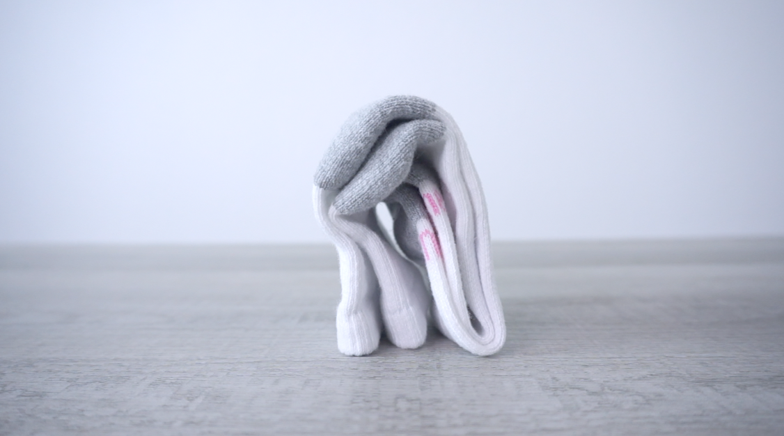Incorrect sock folding - socks just laid on top of each other