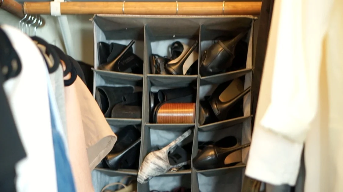 hanging shelves.jpg