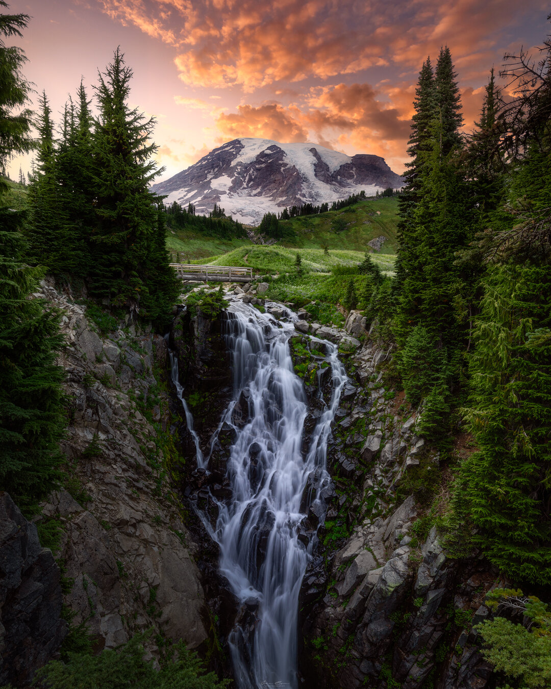 Myrtle Falls v2.jpg