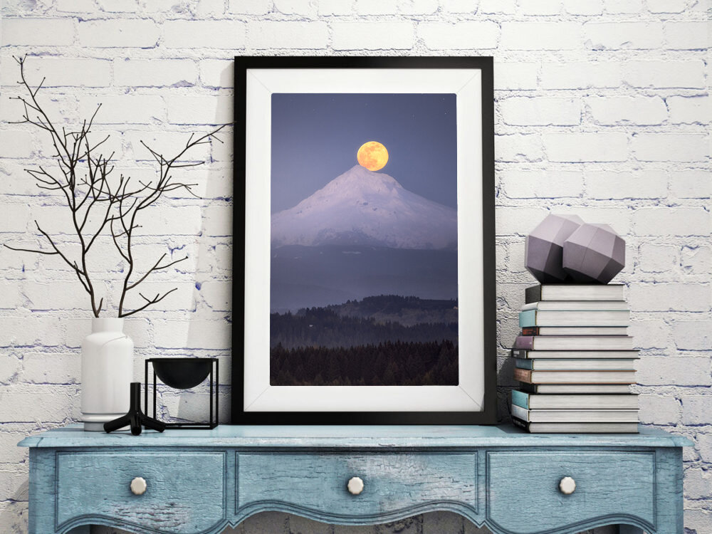 Moon Rise Glossy.jpg