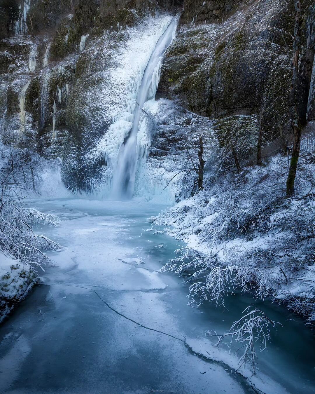 Deep Freeze
____________________________________________ 

Ventured out recently into the Columbia River Gorge for some single digit weather and frozen waterfalls. I tried to shoot this waterfall from a few different spots and this was the only spot 