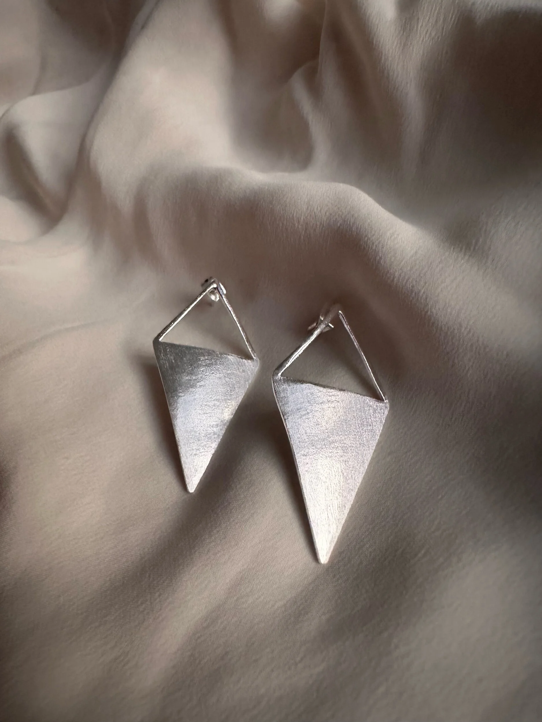 10FB584A-FB02-4789-8F63-94755A6F385A