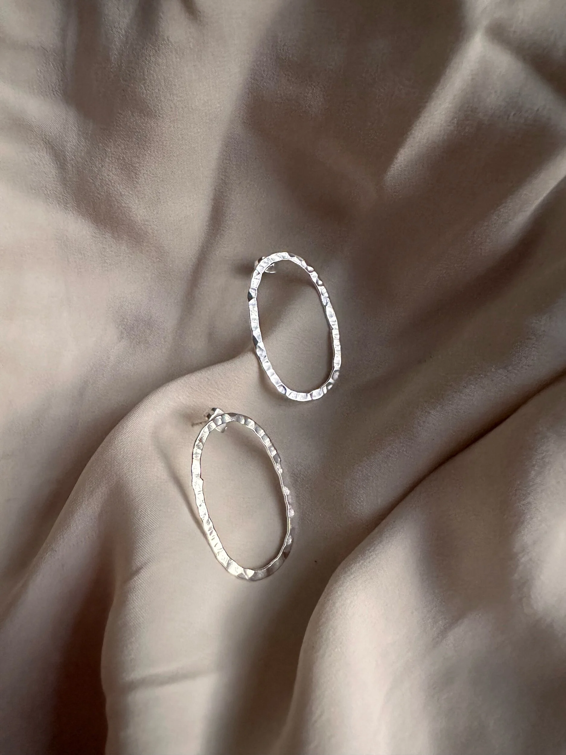 5EE88315-6C03-4A46-8372-2C45F43AA9B4