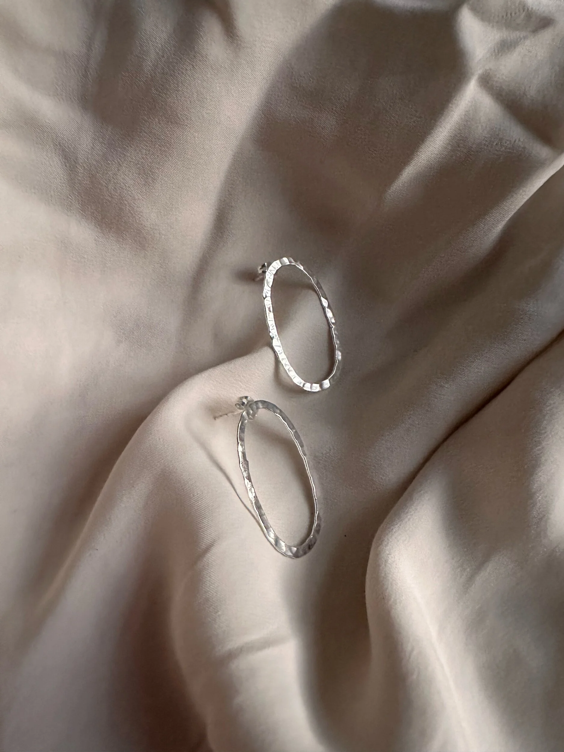 B9D5C551-BC64-4594-AF4F-D7FE19C387A2