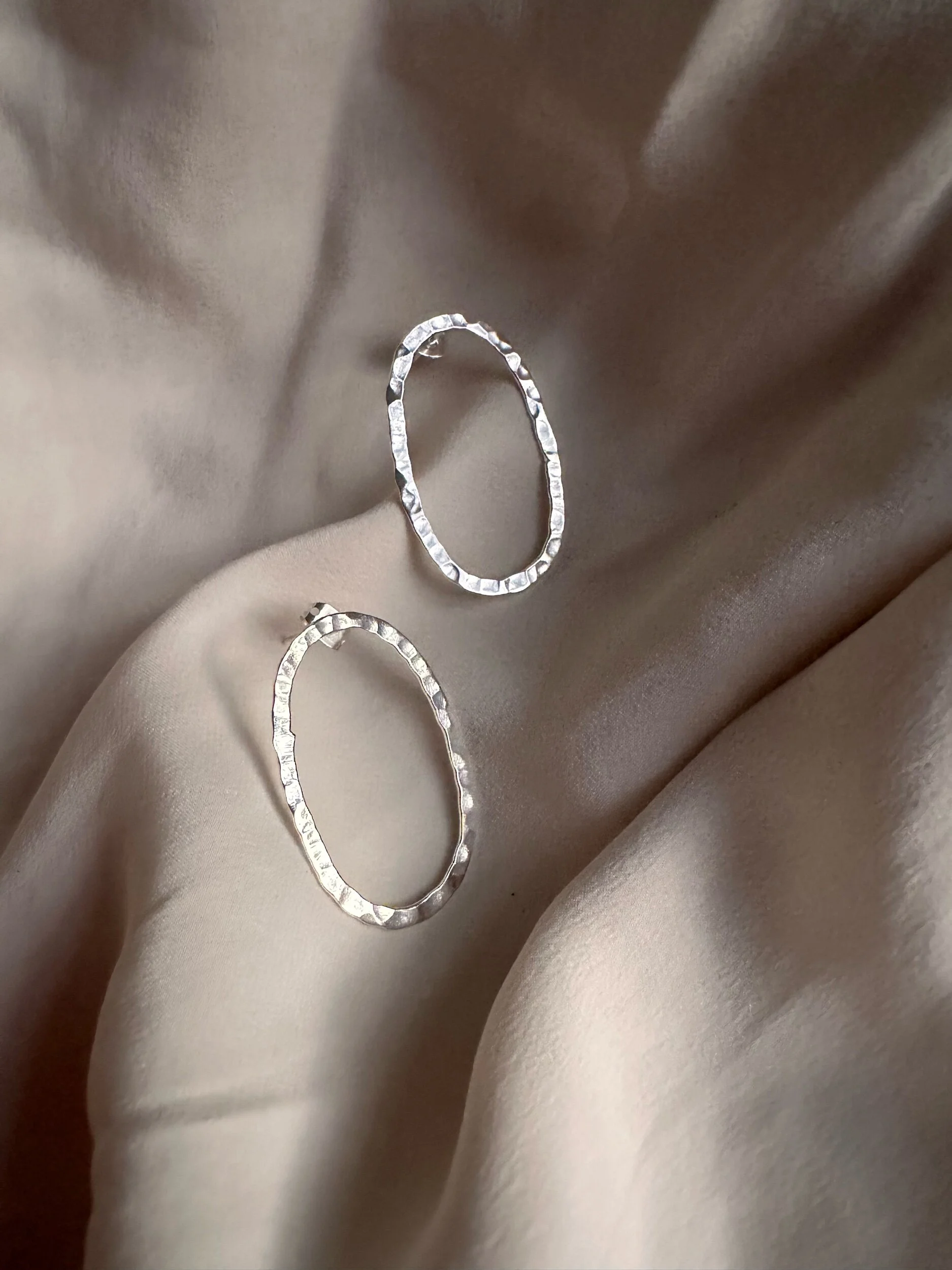 D5826C9A-F27E-4858-9A38-85A48743DD59