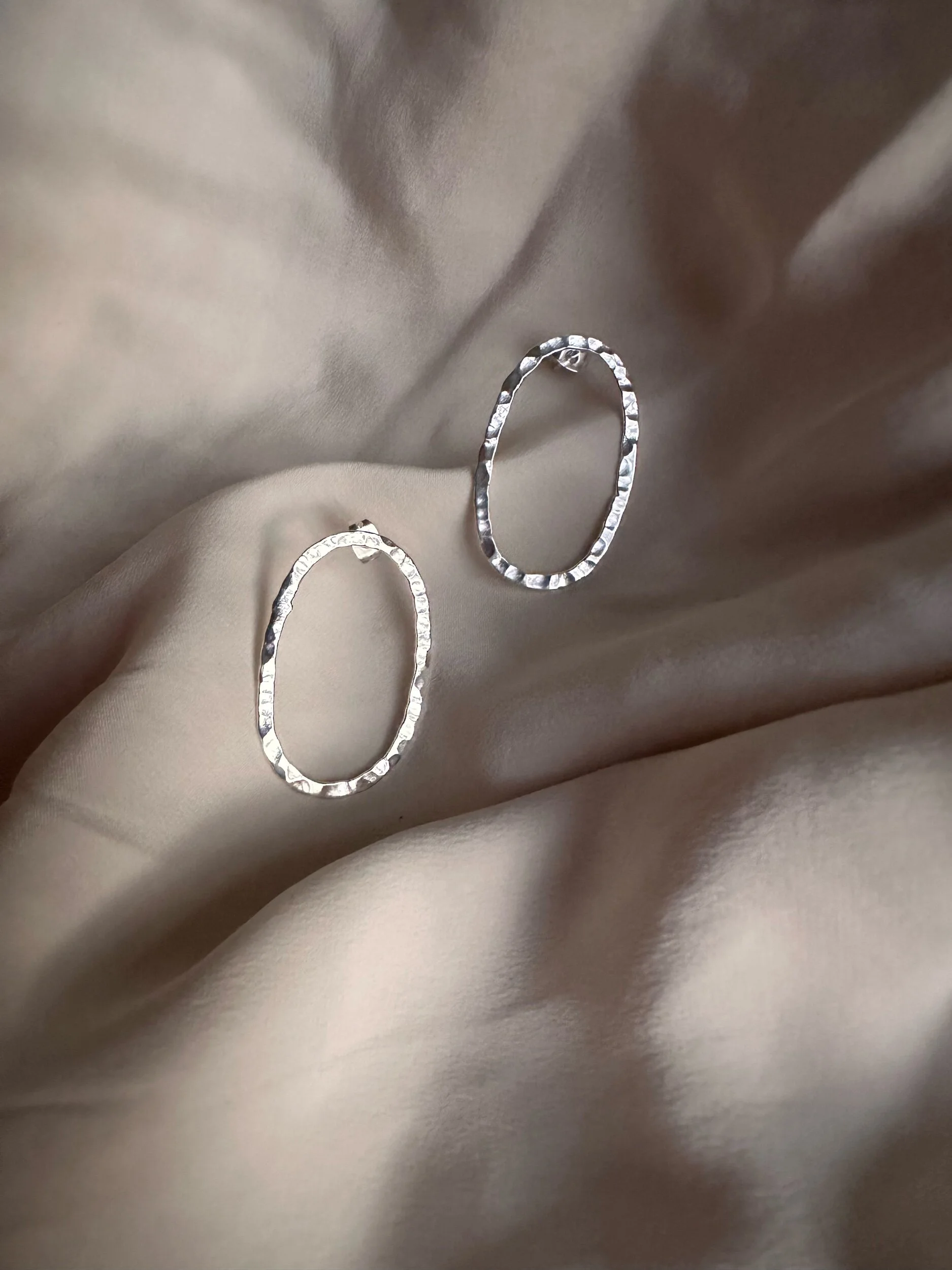 ADBA2048-67E5-4D32-8D7D-D59B127FE293