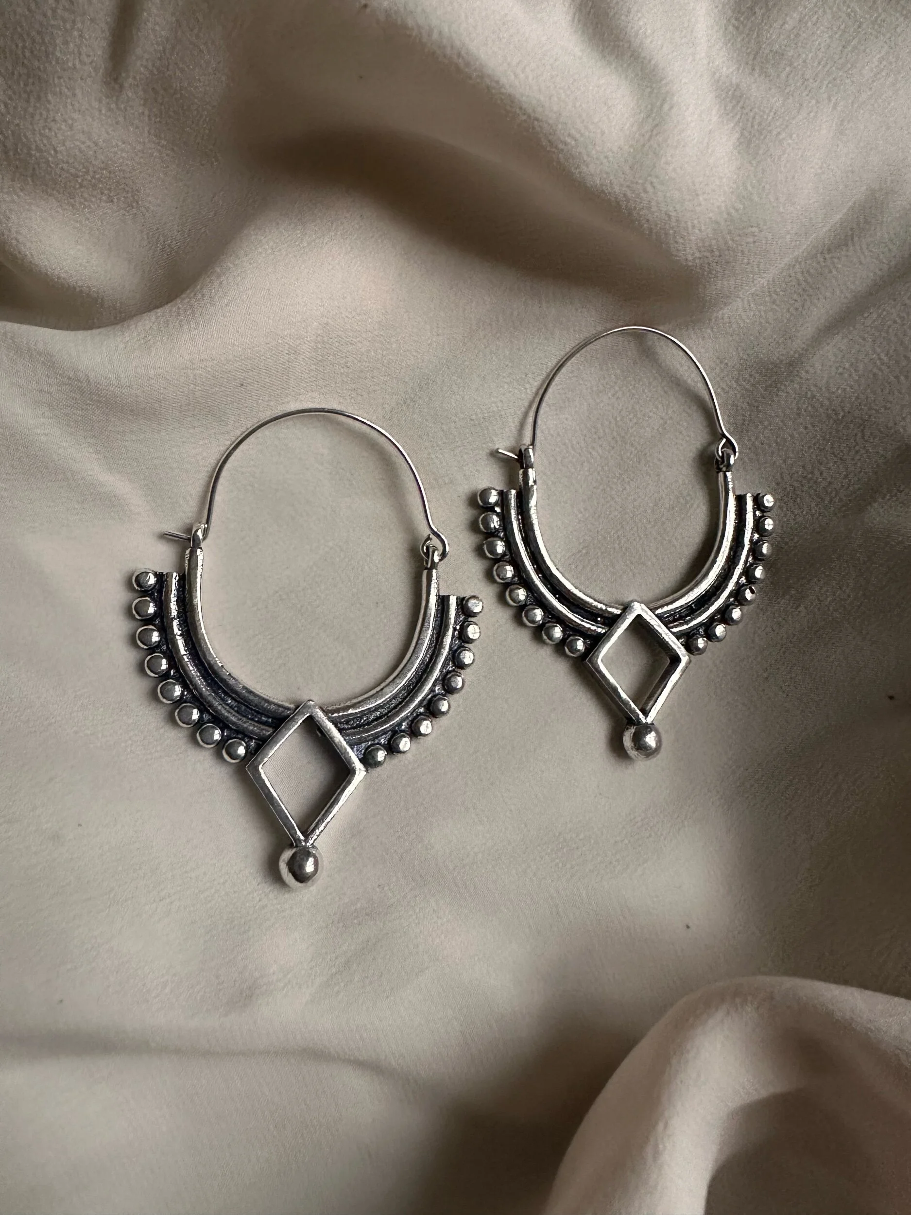 49FE7E2E-80F5-405A-9D63-FA3615D7B397