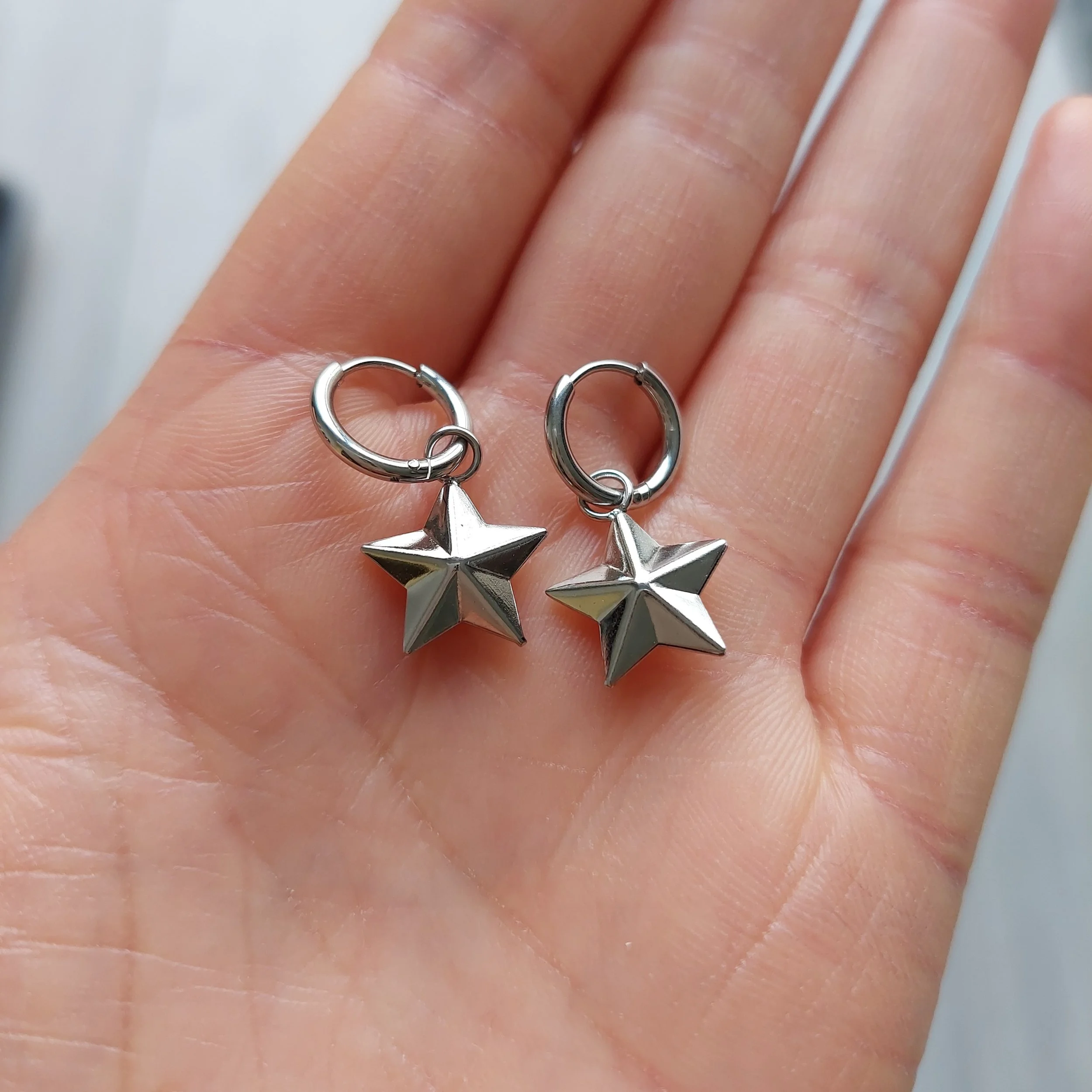 Sample - Star Charm Huggie Earrings - Silver