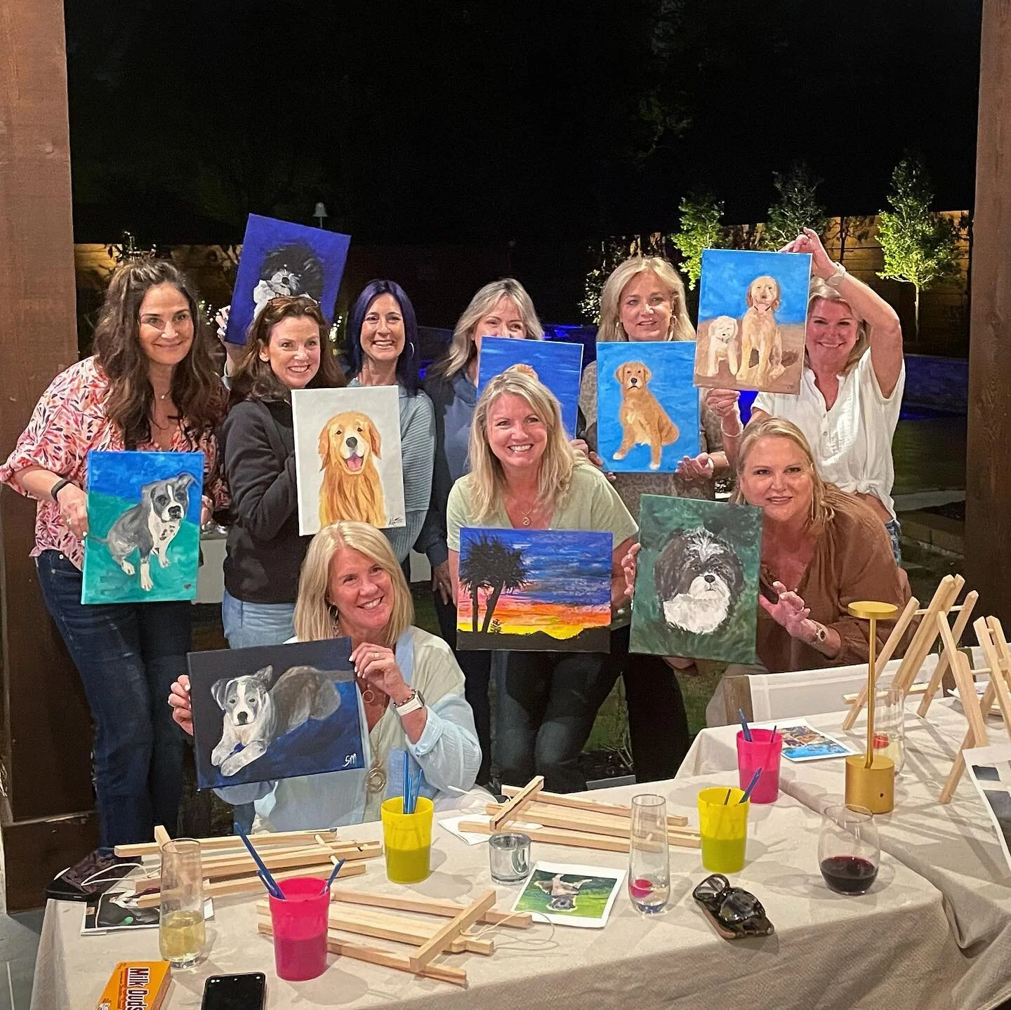Hosting a party and need an activity? Why not have a paint party!?
.
#sierrahyercreations #mobilepaintparty #paintyourpet #petportrait #partyideas #localartist #smallbusiness #girlsnight