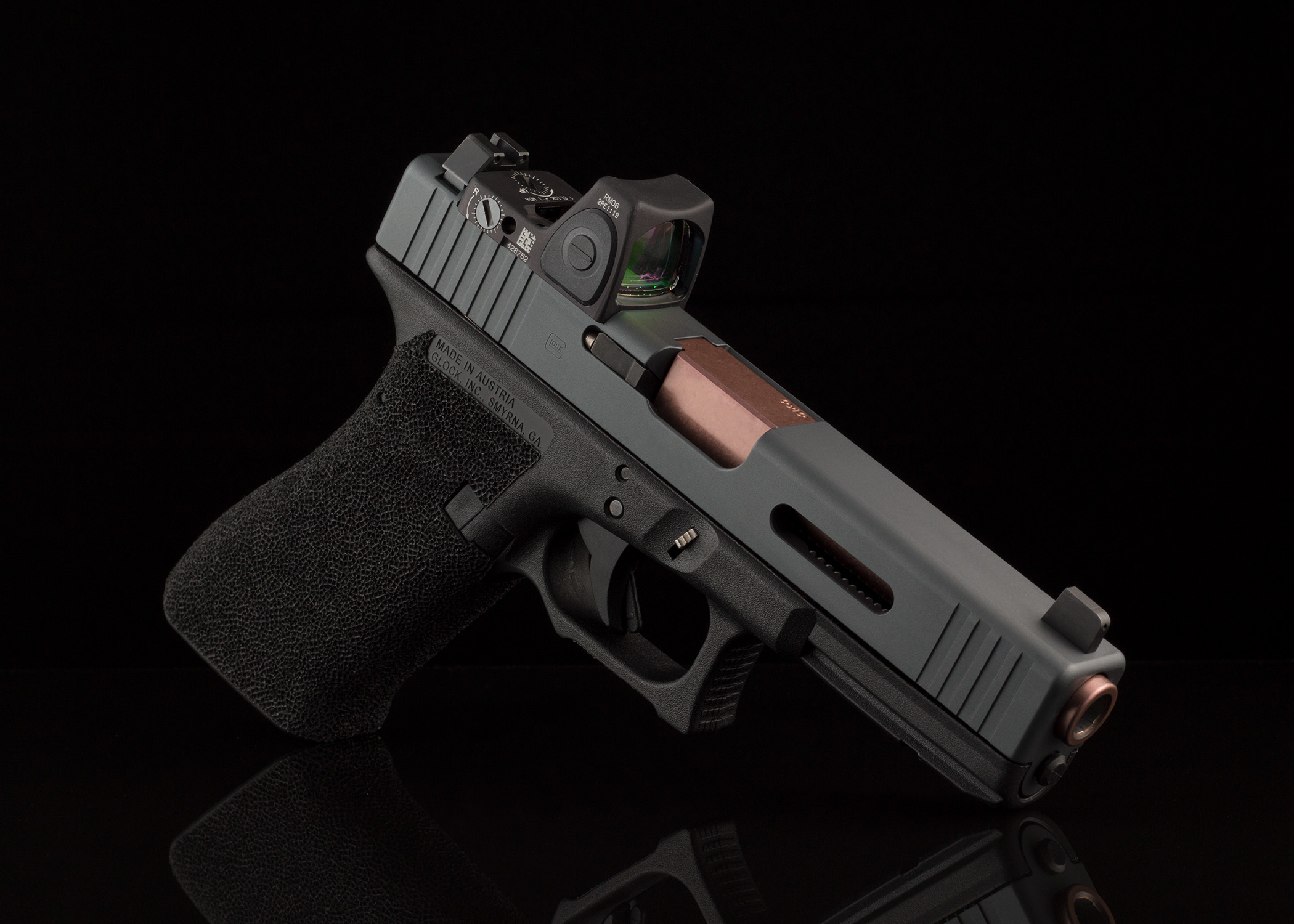JGlock1.jpg
