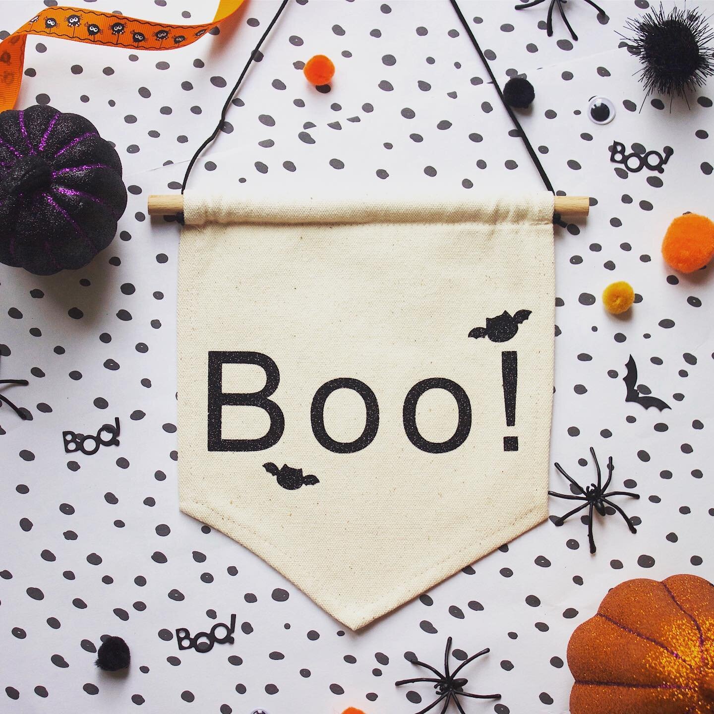 HALLOWEEN IS NOT CANCELLED!! This wall hanging is sure to bring a smile to any ones face that see's it, take photos in fancy dress, hang it in your window! And theme the heck out of this years unusual spooky day! Lovingly handmade, it's sure to be en