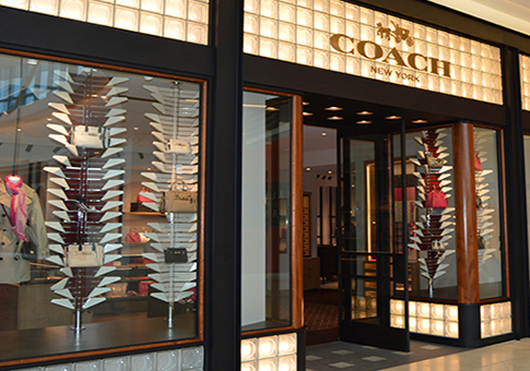 1429036553coachfront.jpg