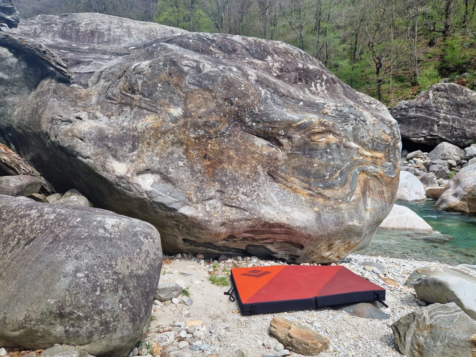 WhatsApp Image 2023-04-27 at 21.47.06(2).jpeg