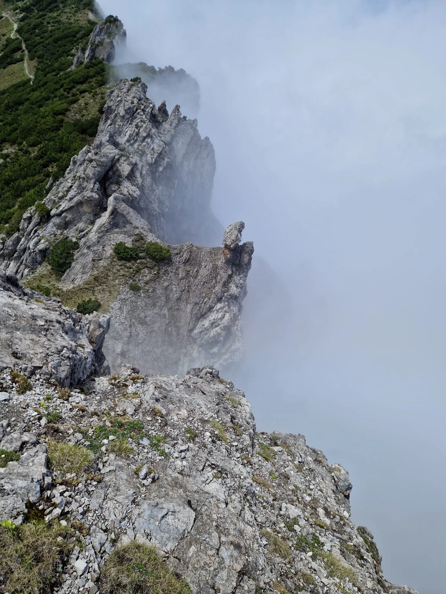 WhatsApp Image 2024-06-16 at 21.45.34.jpeg