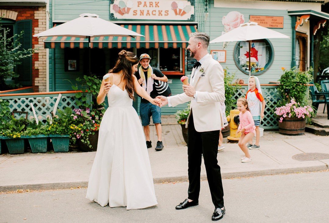 More mid-wedding ice cream dates please 🍦

#torontoweddingphotographer #outdoorweddingphotos #gtaweddingphotographer #weddingportraits #funweddingportraits #candidweddingportraits #candidweddingphotographer #candidweddingmoments