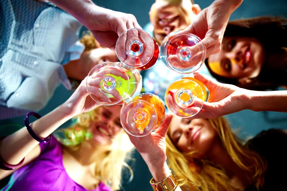 PARTY WITH A PURPOSE Eat. Drink. Do Good. For your next party, invite guests to bring things for the Soup Kitchens or Community Closet, rather than gifts.