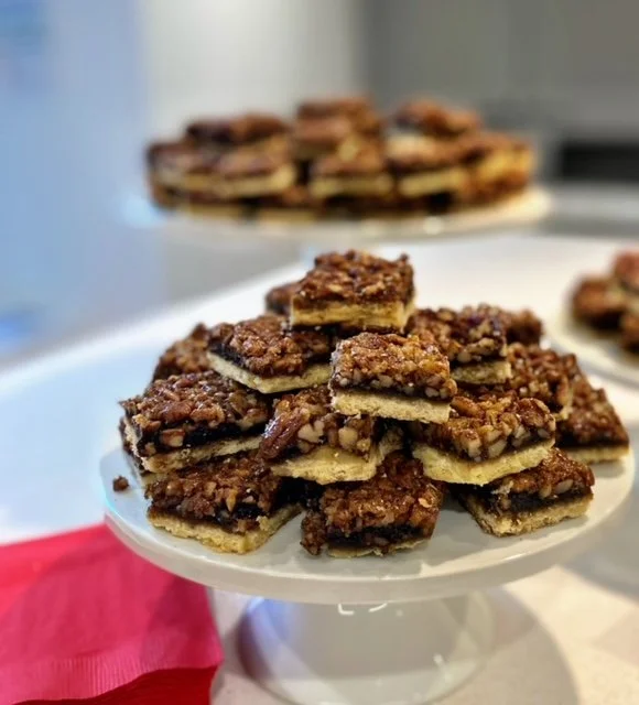 Apple Pie Bars (vegetarian, one dozen)