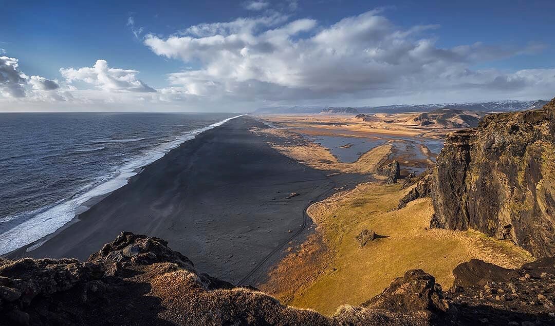 Black beach, Dyrh&oacute;laey. Endless volcanic sand makes for a very different seascape. 
#icelandphotography #visiticeland #traveliceland #icelandair #photooftheday #landscapephotography #seascapes