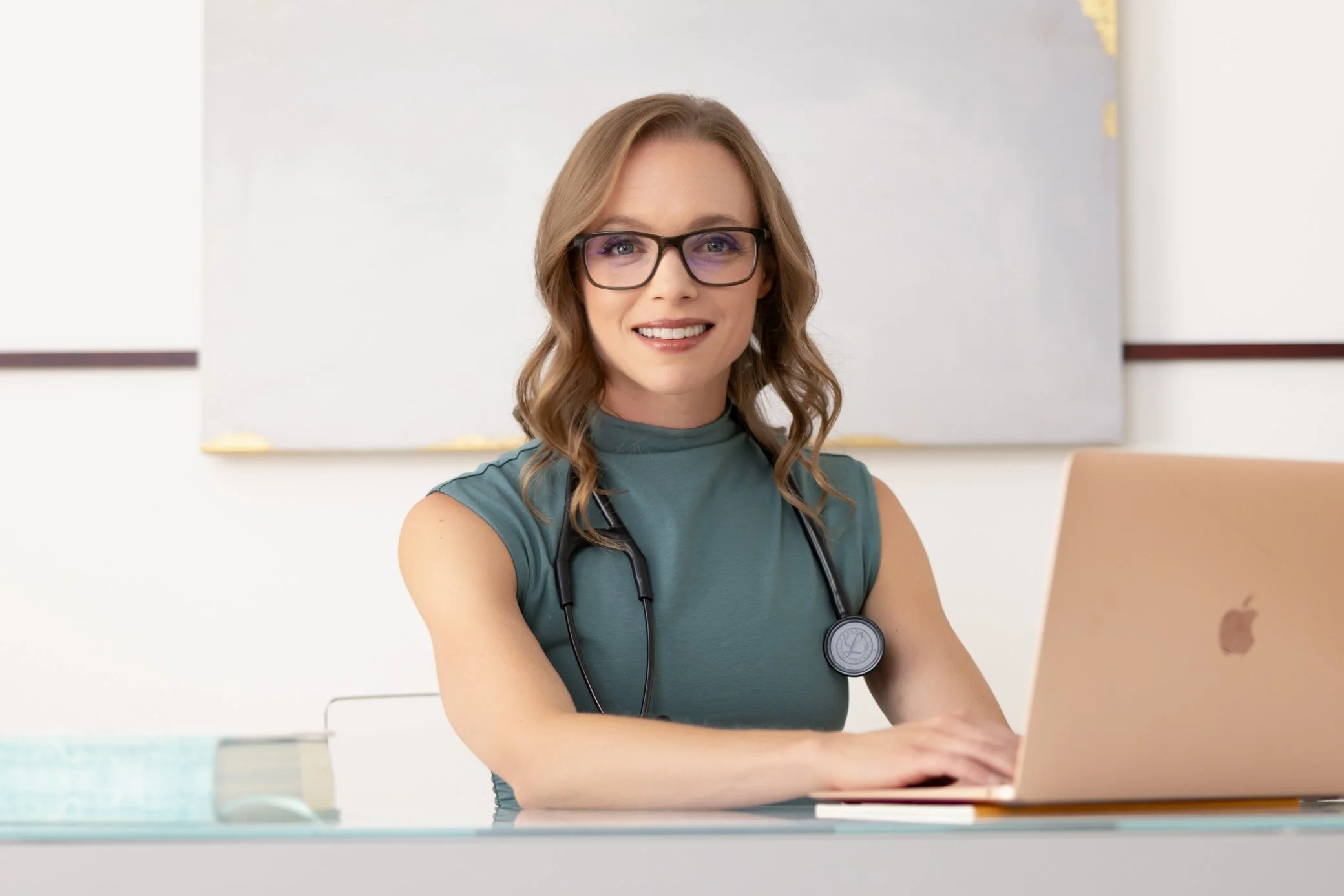 Tips and Tricks for Branding Your Professional Medical Brand : A Photographer’s Guide for Medical Professionals