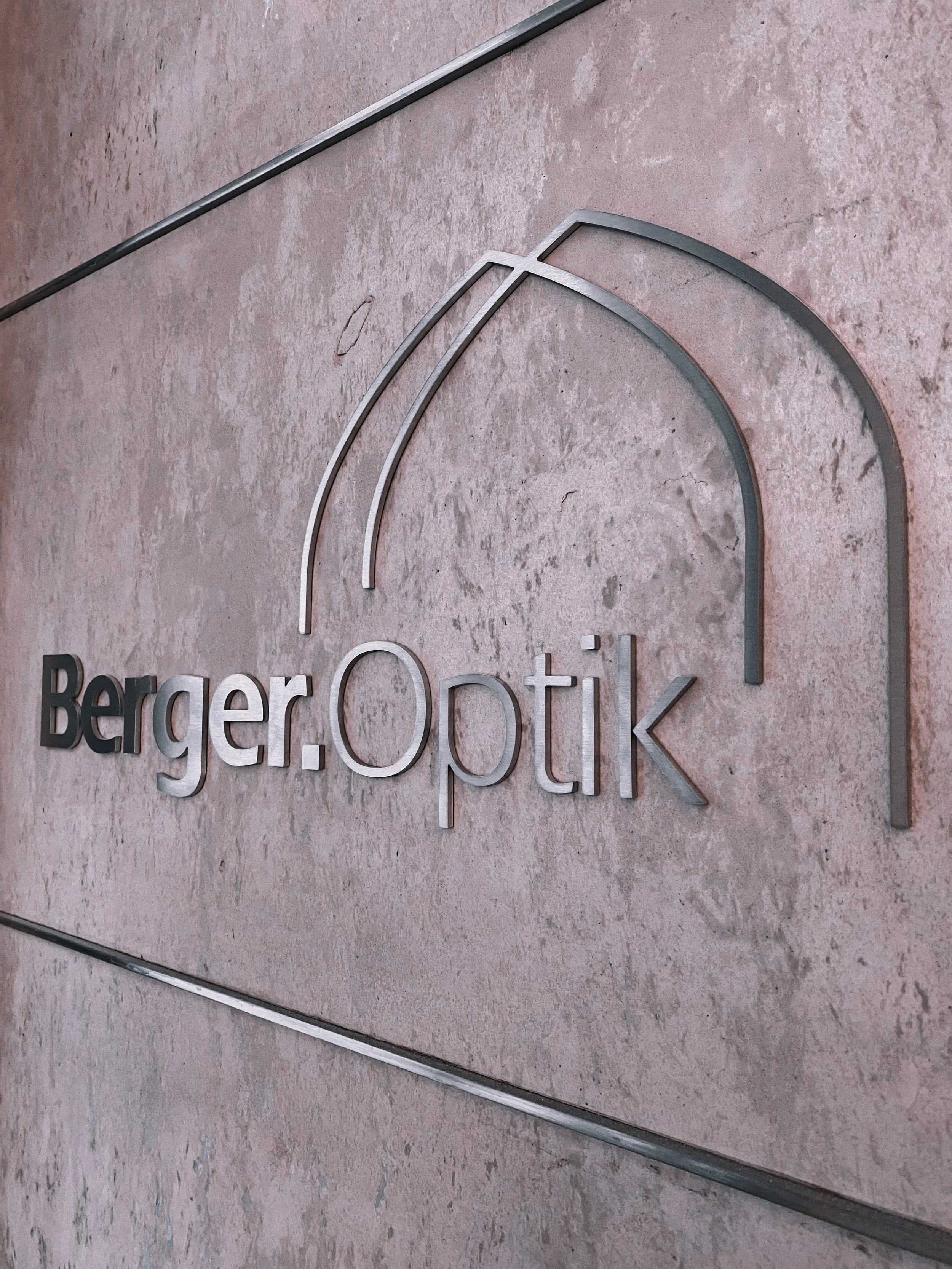 Berger Optik. Brillen für Regensburg.