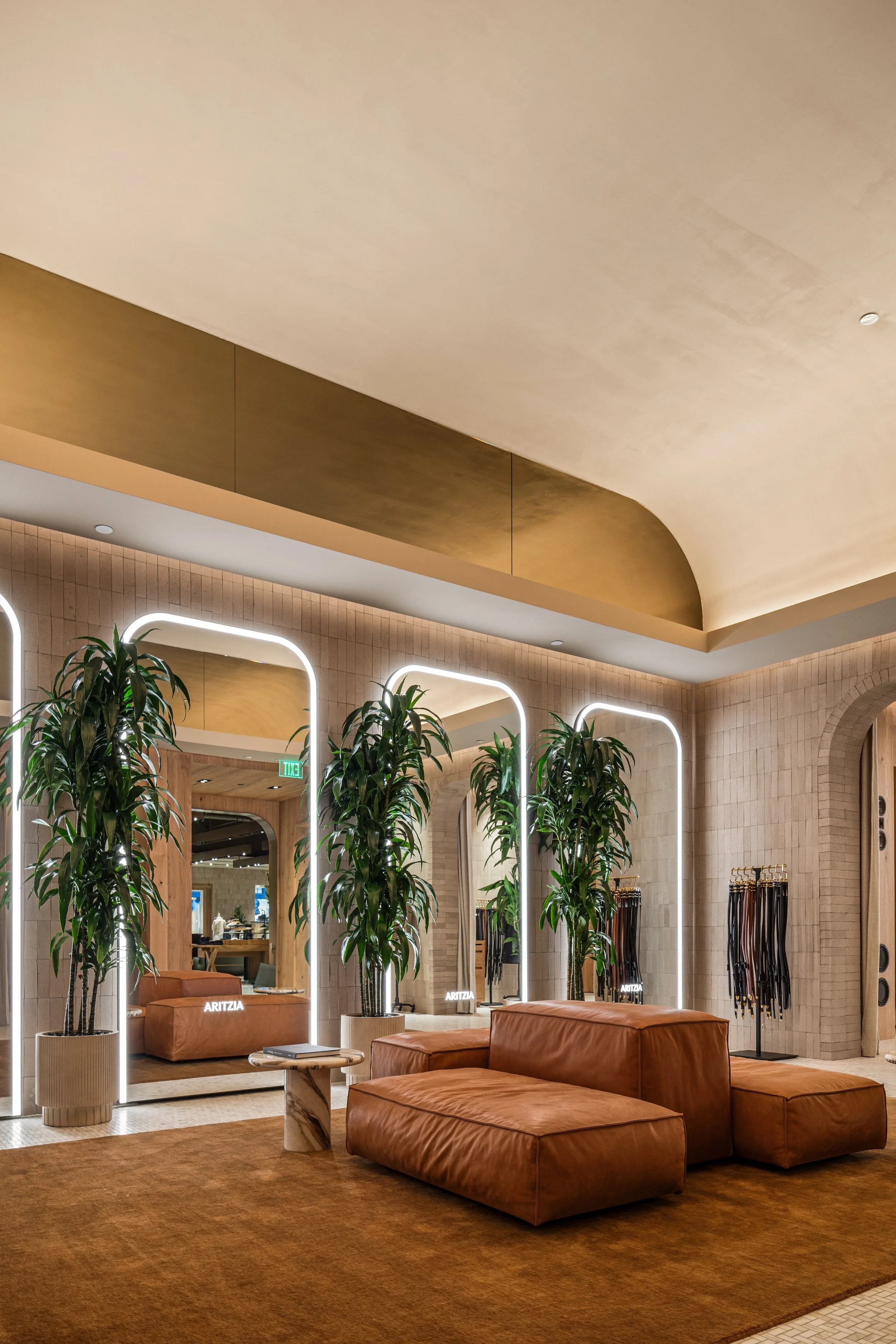Aritzia ArturoLauren-19.jpg