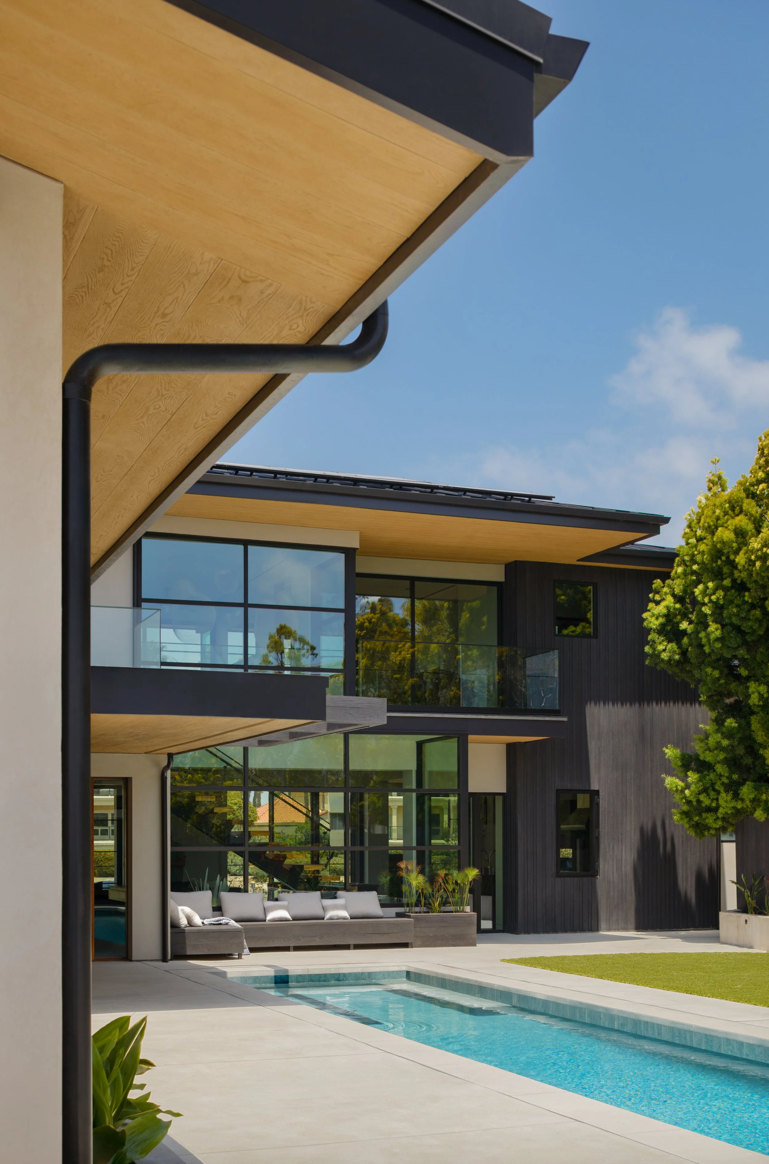 Millboard Oxnard ArturoLauren 3.jpg