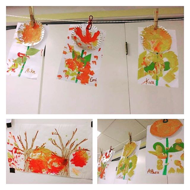 Celebrating Fall by having fun with finger paints in our Art class!

#art #artwithkids #paint