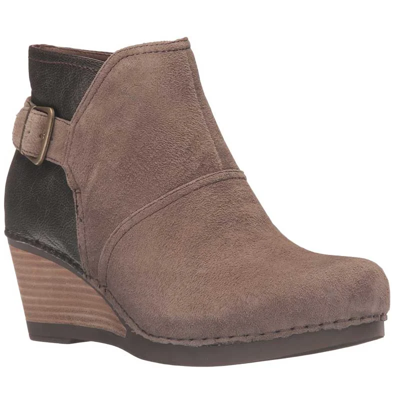 Dansko Shirley Suede-Taupe (PC: dansko.com)