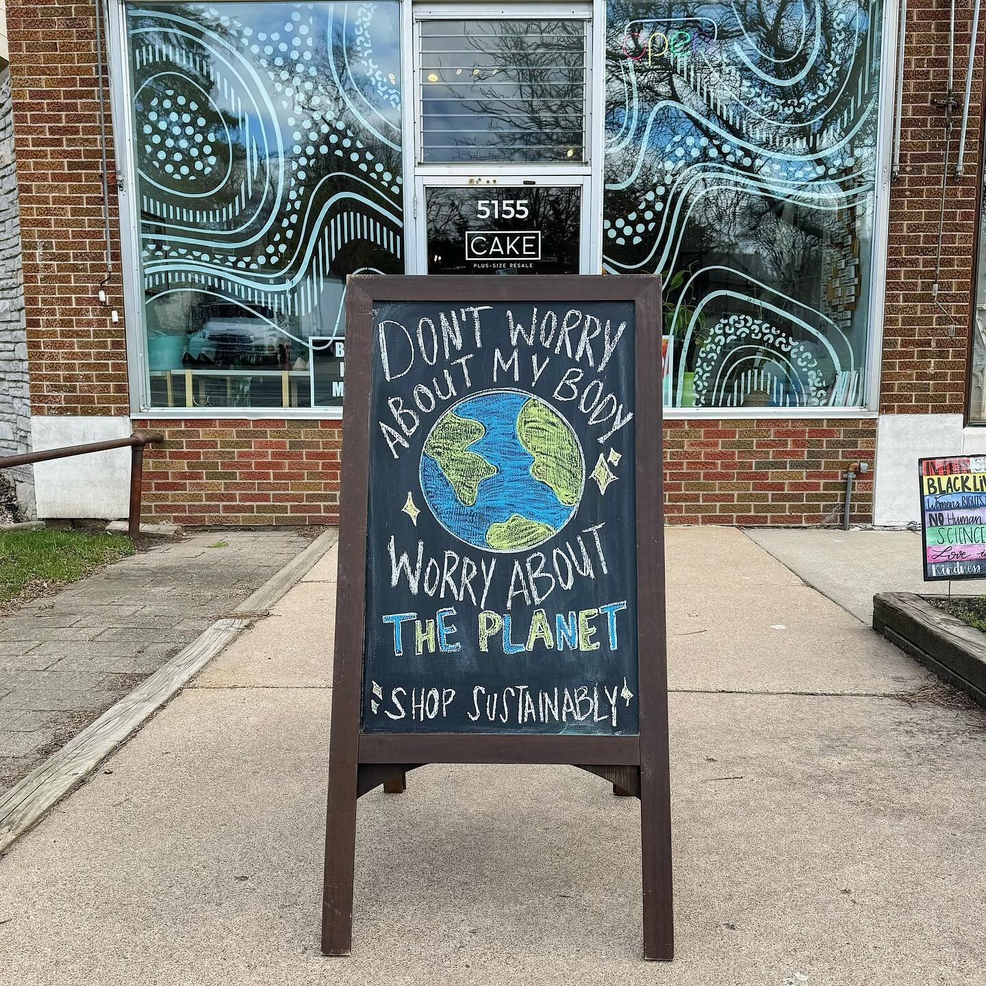 Happy Earth Day! 🌎 💖

We are so proud to be part of a community that works towards a better world! Thank you for shopping small and sustainably 💚

We are closed today but you can shop in-store Wed-Sat 11-7pm and Sun 11-4pm or shop our website all 