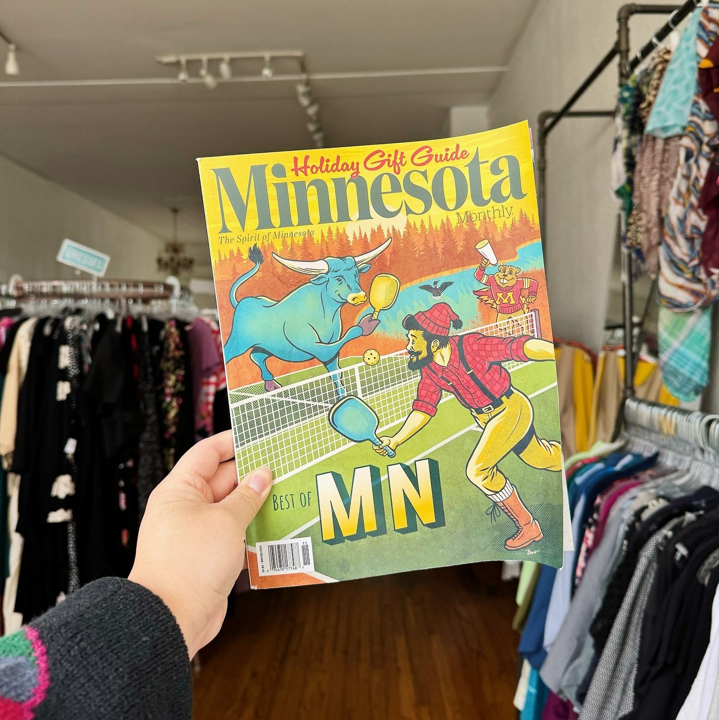 So excited to be included in Minnesota Monthly's gift guide issue alongside so many other great Minnesota businesses! Thank you @mnmomag 🩷🎁✨

Ways to gift with CAKE:
✨ an in-store gift card
🎁 a Style Session gift card (for full and mini Style Sess
